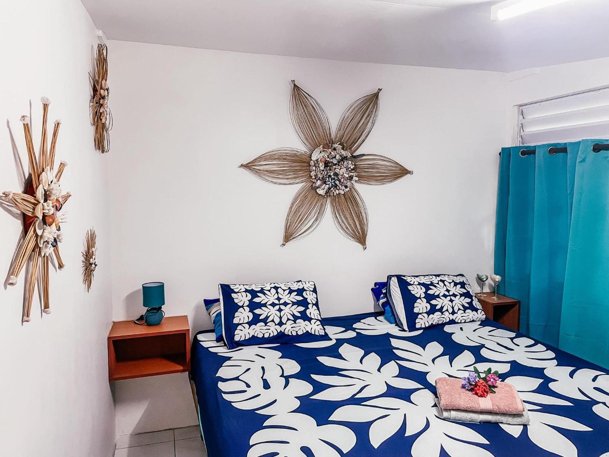 Fare Mihimana Hotel Vai'are Екстериор снимка